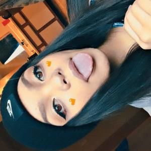 Meet your Posher, Vicky